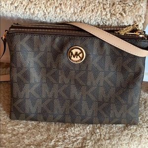 Michael Kors Crossbody Handbag